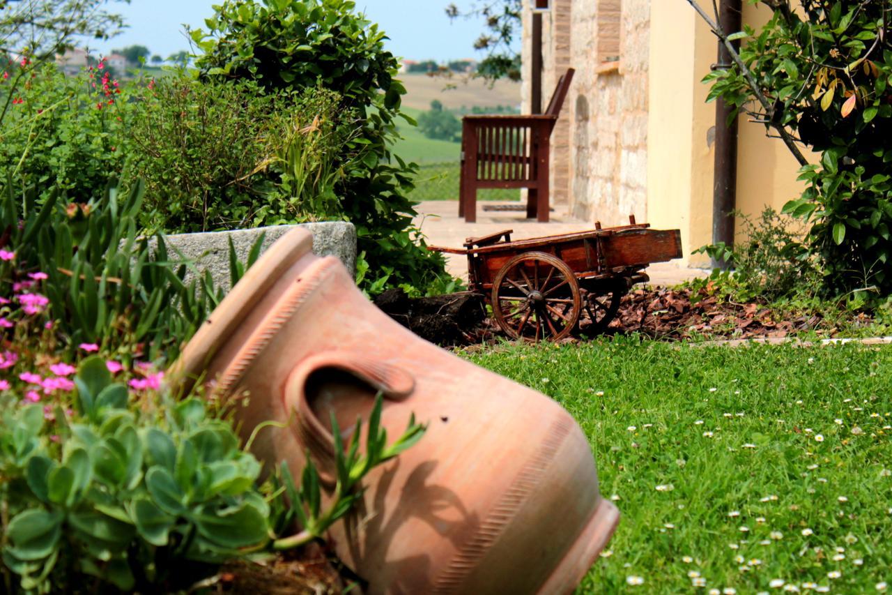 Campo Del Mare Bed and Breakfast Sirolo Exteriör bild